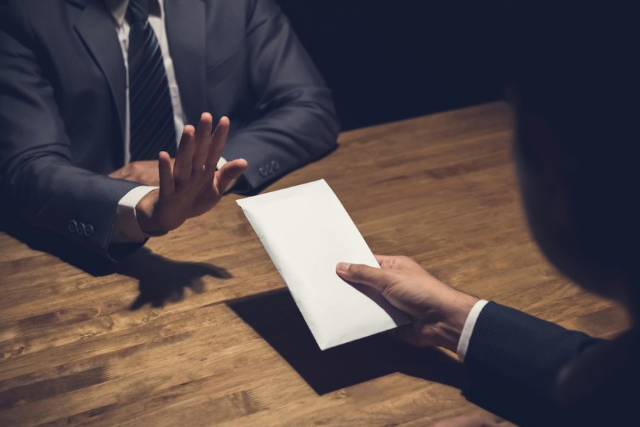 Perkuat Sistem Anti Suap, Manajemen dan Pegawai PLN Icon Plus Teken Pakta Integritas