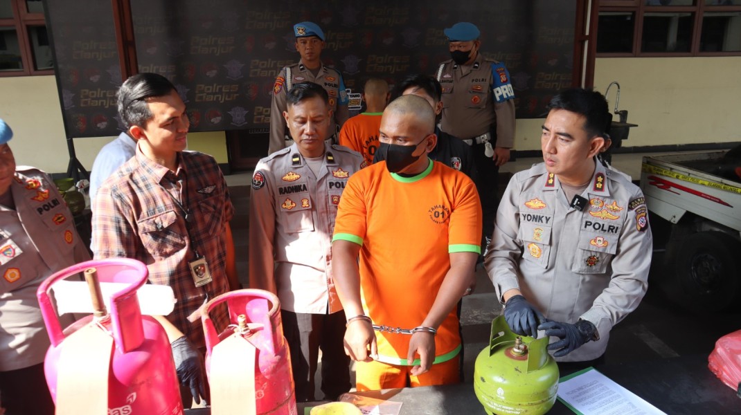 Pengungkapan Kasus Elpiji Oplosan di Cianjur: Polisi Amankan 435 Tabung Gas dan Kerugian Negara Capai Rp 1 Miliar