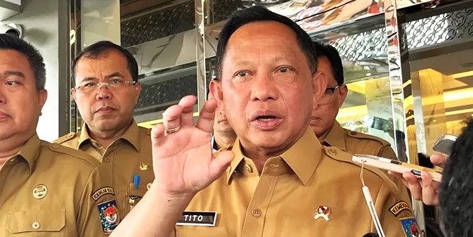 Mendagri Imbau Masyarakat Tidak Panic Buying Jelang Idulfitri Nasional