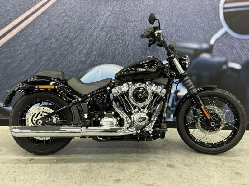 Harley Davidson Street Bob 2025: Gaya Klasik, Performa Modern, dan Jiwa Pemberontak yang Abadi