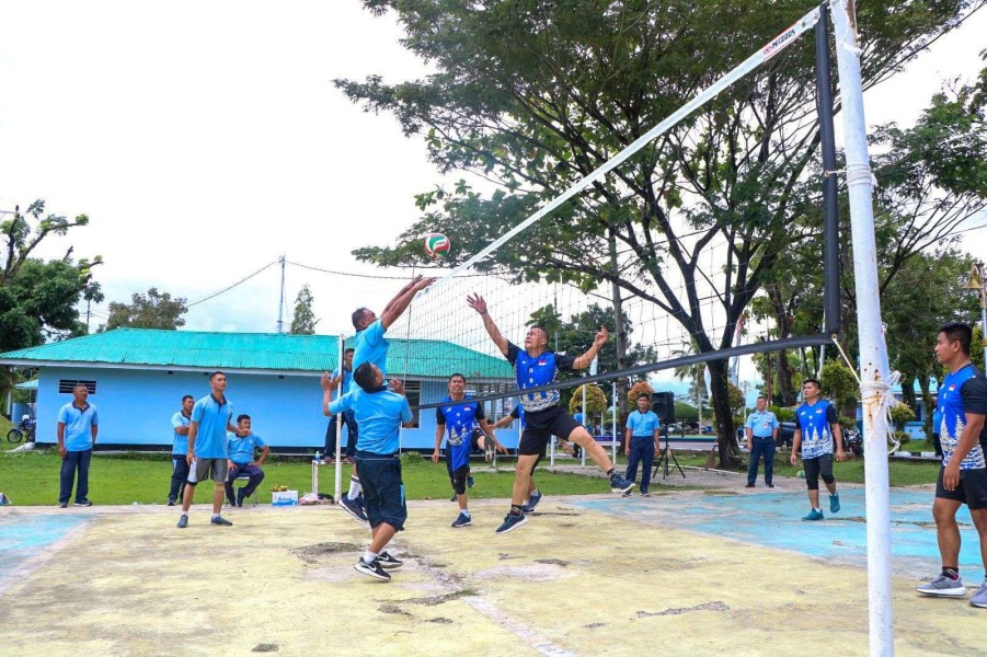 Peringatan HUT ke-79 TNI AU: Semangat dan Sportivitas di Lapangan Voli Lanud Wiriadinata