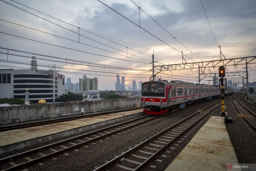 Perluasan Jalur KRL Dorong Transportasi Massal Lebih Ramah Lingkungan