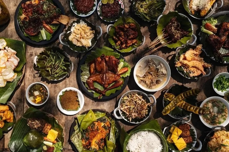 10 Tempat Makan Favorit Dekat Stasiun Kamojang Garut Paling Direkomendasikan