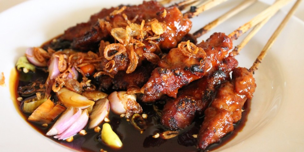 Rekomendasi 13 Sate Ayam Surabaya Terfavorit dengan Bumbu Kacang Gurih Lezat