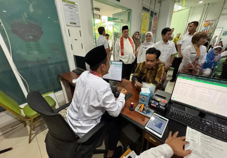 Wapres Gibran Cek Kesehatan Gratis Jadi Teladan Publik Indonesia