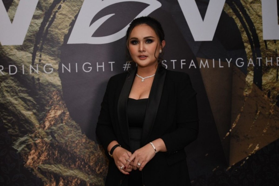 Rahasia Kulit Glowing Artis Terbongkar, VAVL Skincare Jadi Jawaban