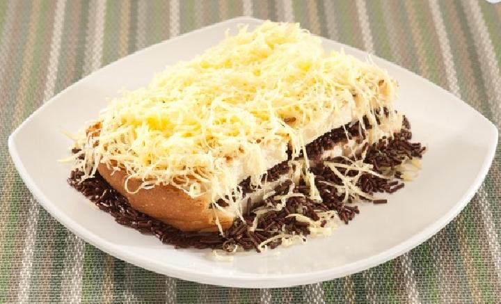 7 Roti Bakar Legendaris di Jakarta yang Wajib Dicoba Saat Nongkrong Akhir Pekan