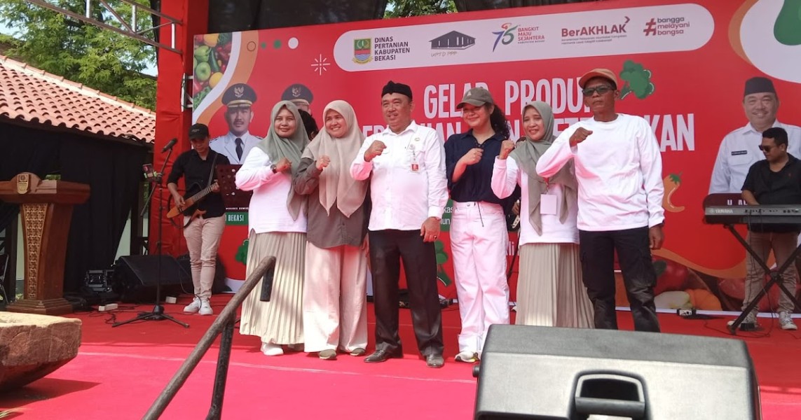 Petani Muda Pelopor Pertanian Modern di Bekasi