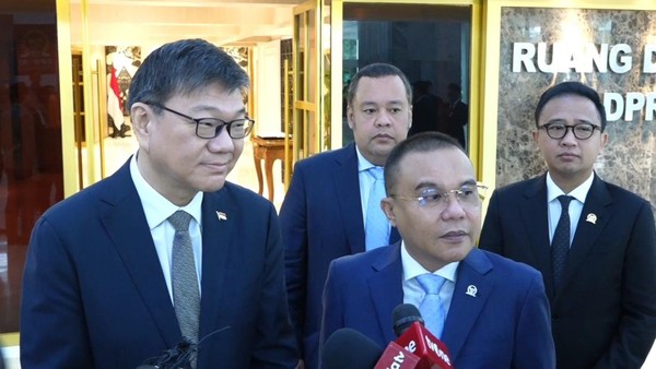 Pertemuan Strategis: Dasco dan Dubes Singapura Bahas Kerja Sama di Bidang Energi Baru Terbarukan dan Pangan