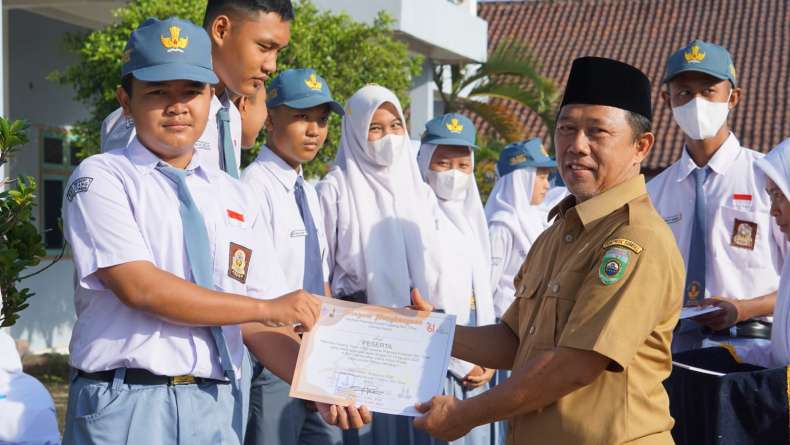 Perjalanan Inspiratif Cetrin Wodo Pelajar Asal Belu Dalam Meraih Prestasi di Festival Sains Nasional
