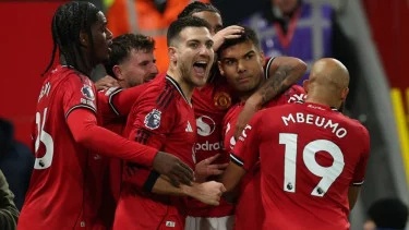 Manchester United Terbang Tinggi Berkat Kontribusi Krusial Ben Sesko