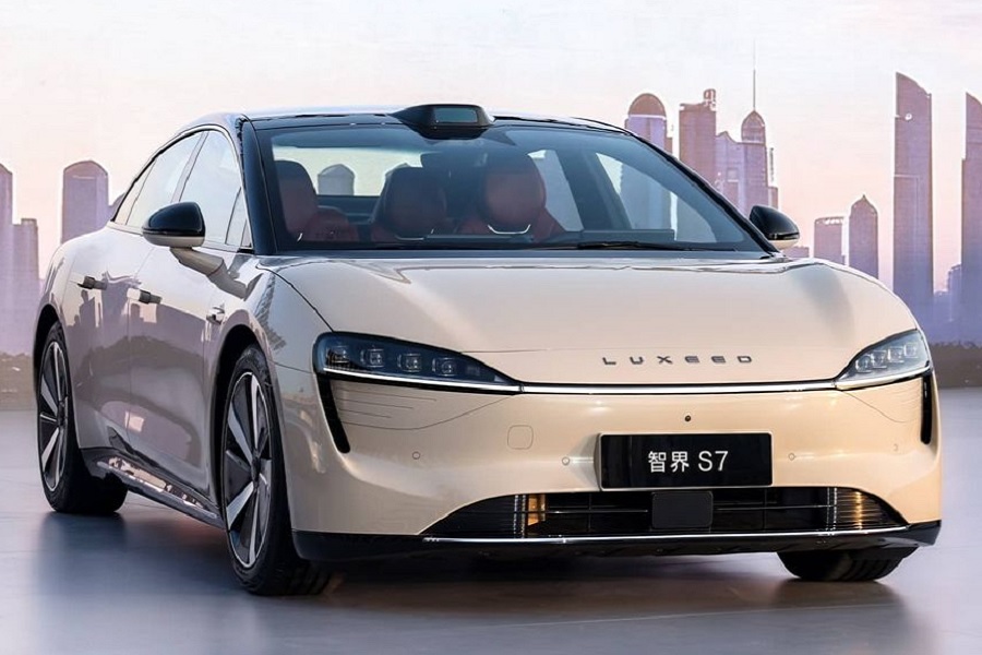 Persaingan Xiaomi dan Huawei Menggebrak Pasar Mobil Listrik