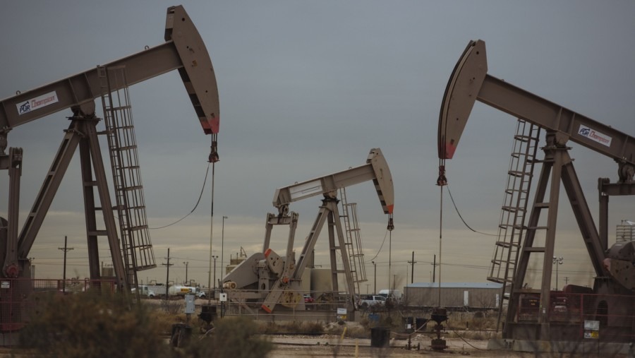 Harga Minyak Bergerak Stabil Menanti Kepastian Negosiasi Nuklir Iran di Jenewa