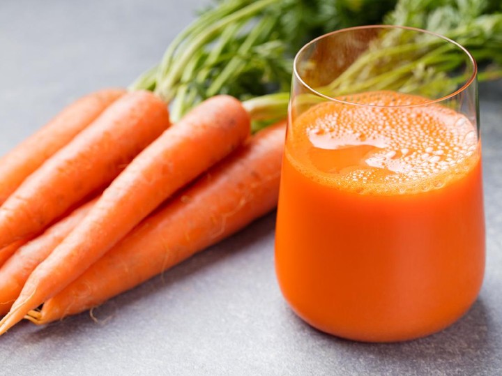 7 Minuman Sehat yang Membantu Menjaga Mata Tetap Jernih