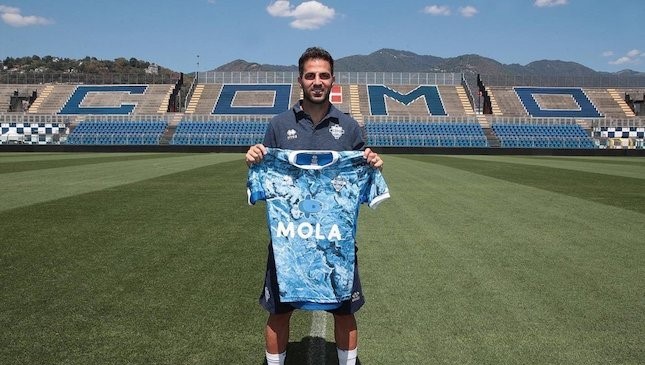 Klub Serie A Como Hadirkan Jersey Karya Anak Prabowo