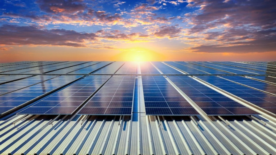 PLTS Energi Surya Jadi Pilar Kemandirian Indonesia Menuju Ekonomi Hijau