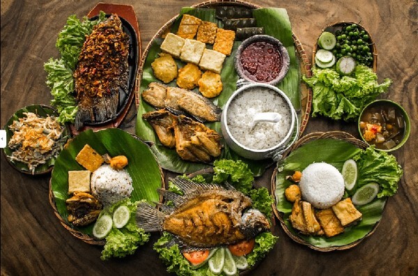 6 Rekomendasi Warung Sunda di Jakarta Favorit untuk Makan Siang Kantoran
