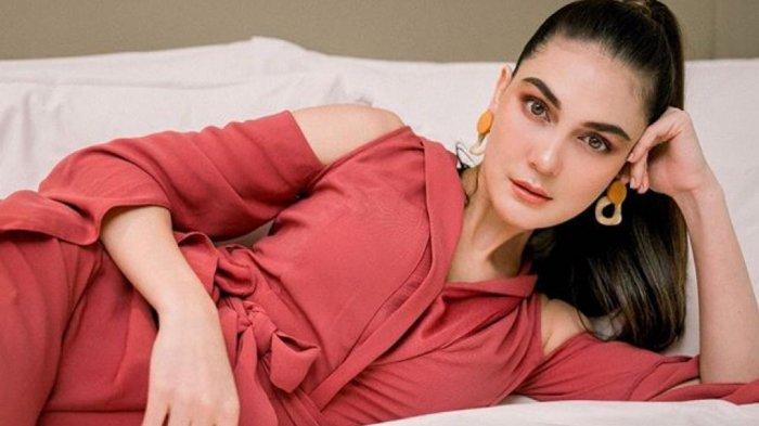 Profil Luna Maya: Dari Dunia Hiburan Hingga Bisnis, Sebuah Perjalanan Karier yang Menginspirasi