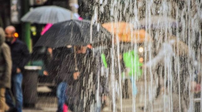 Prakiraan Cuaca Jakarta Hari Ini 2 Desember 2025 Berpotensi Turun Hujan Merata