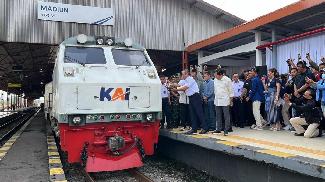 Penjualan Tiket Mudik Mencapai Ratusan Ribu Unit PT KAI Siapkan Tambahan Kereta Lebaran