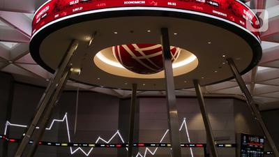 IHSG Melesat Hari Ini Didorong Saham Menghijau UNVR DEWA Dan Sektor