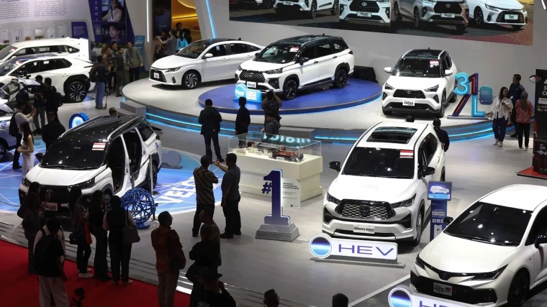 KNKT Soroti Keamanan Mobil Listrik di Pameran IIMS 2026 Jakarta
