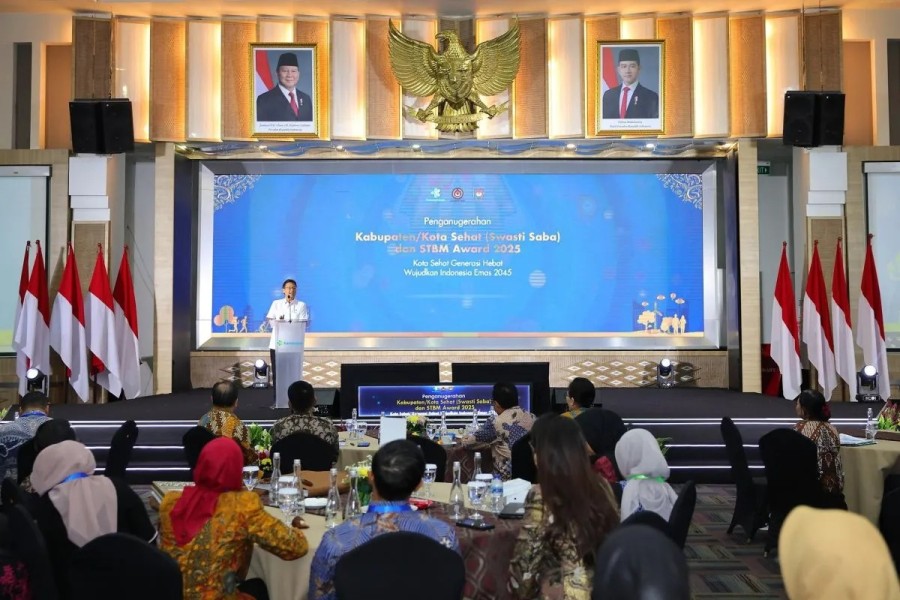 Menteri Kesehatan Dorong Kota Sehat Tingkatkan Usia Hidup Warga 2025