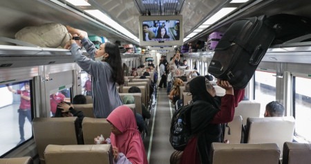 KAI Resmi Buka Pemesanan Tiket Kereta Api Mulai 25 Februari 2026