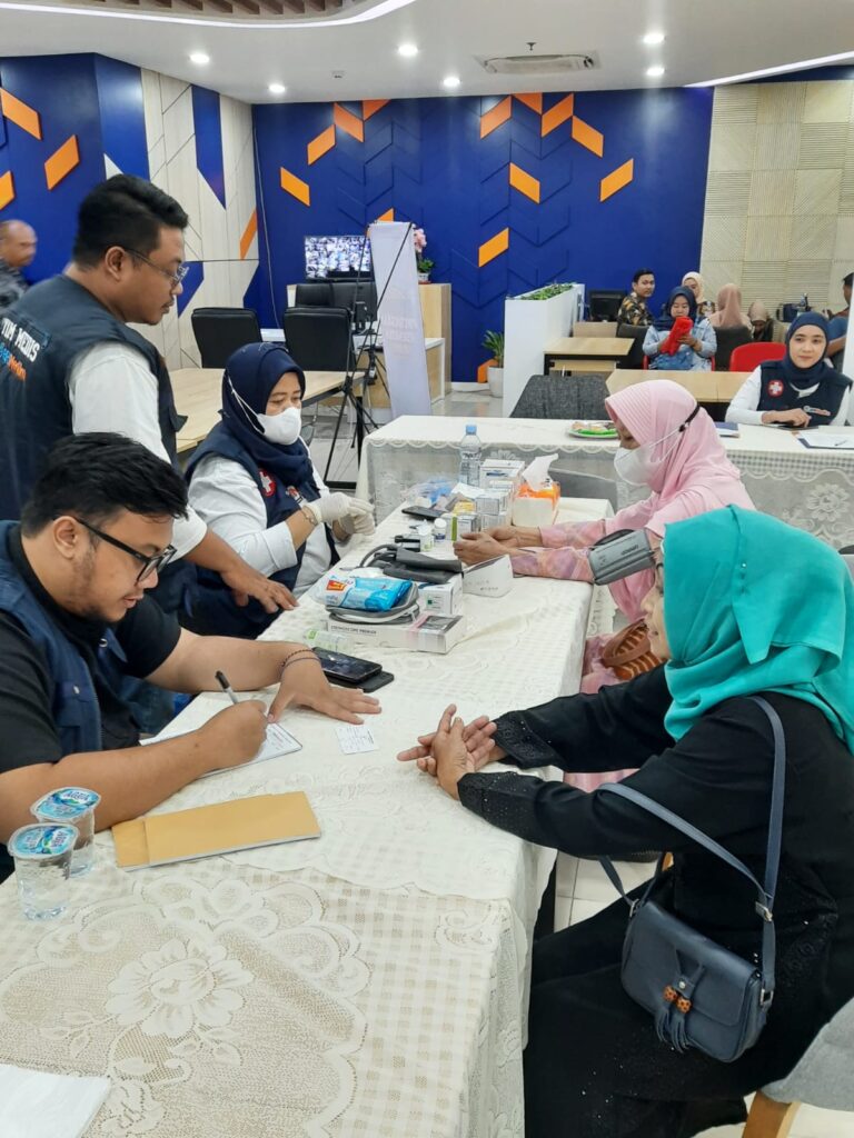 BRI Tamalanrea Selenggarakan Program Pemeriksaan Kesehatan Gratis bagi Nasabah Pensiunan