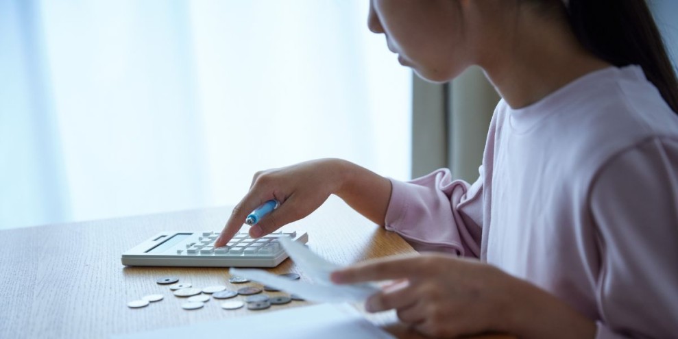Tips Mengatur Keuangan Rumah Tangga agar Tetap Hemat & Aman
