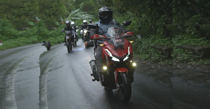Tips Mengendarai Motor Matic Saat Melewati Jalan Licin: Panduan Lengkap untuk Keamanan dan Kenyamanan Berkendara