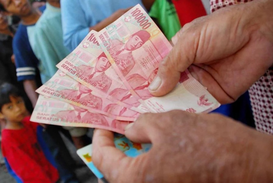 Bansos Cair Merata di 4 Bank