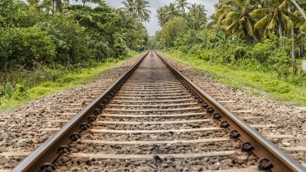 KAI Daop 5 Purwokerto Larang Warga Beraktivitas di Jalur Rel Kereta 2026