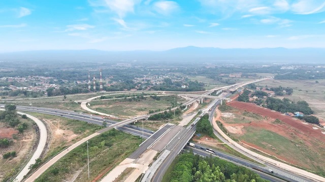 Proyek Tol Japek II Selatan Dukung Pertumbuhan Wilayah