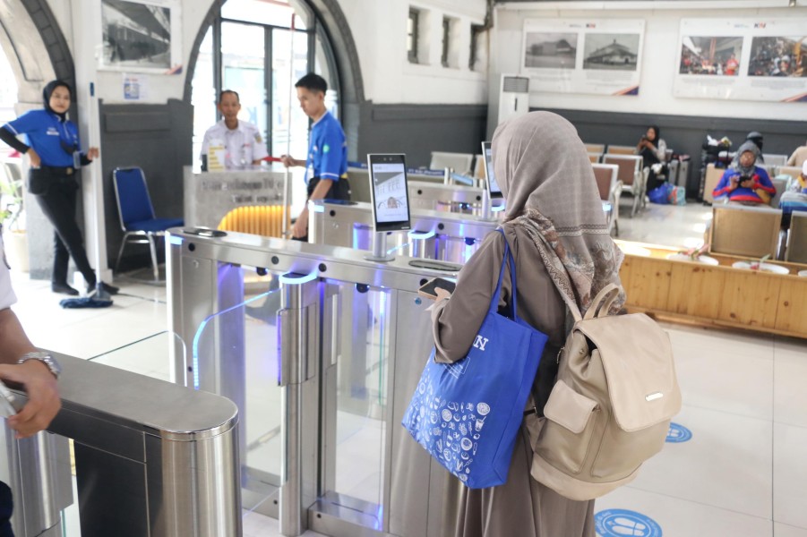 KAI Catat Efisiensi Hampir Rp400 Juta Berkat Teknologi Face Recognition, Berikut Dampaknya
