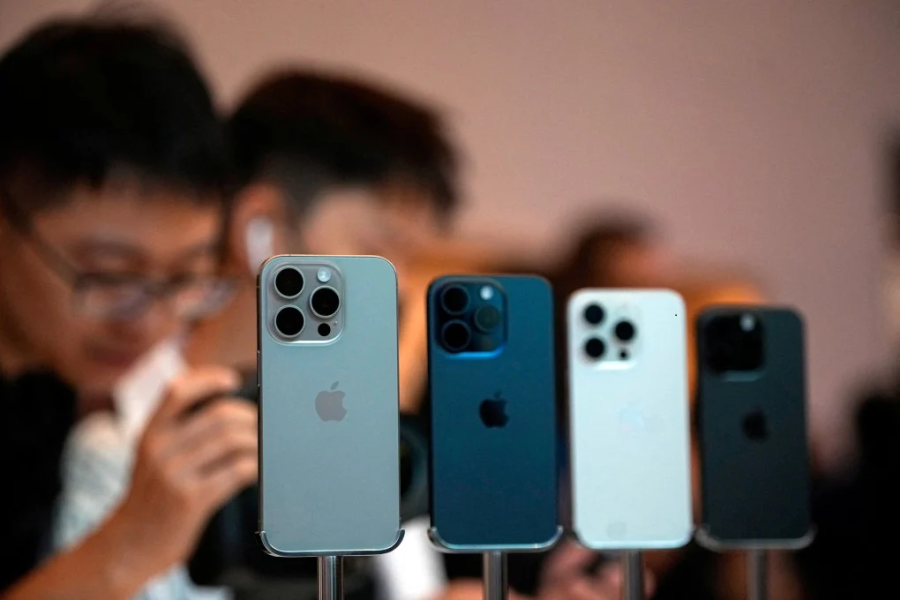 Penurunan Penjualan iPhone di China: Tantangan Apple di Pasar Utama