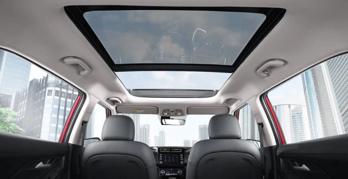 Daftar 5 Mobil yang Memiliki Fitur Panoramic Sunroof