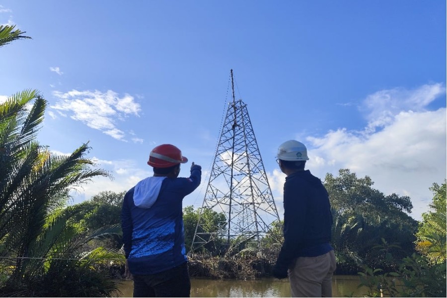 Proyek Infrastruktur Kelistrikan di Kalimantan Selatan