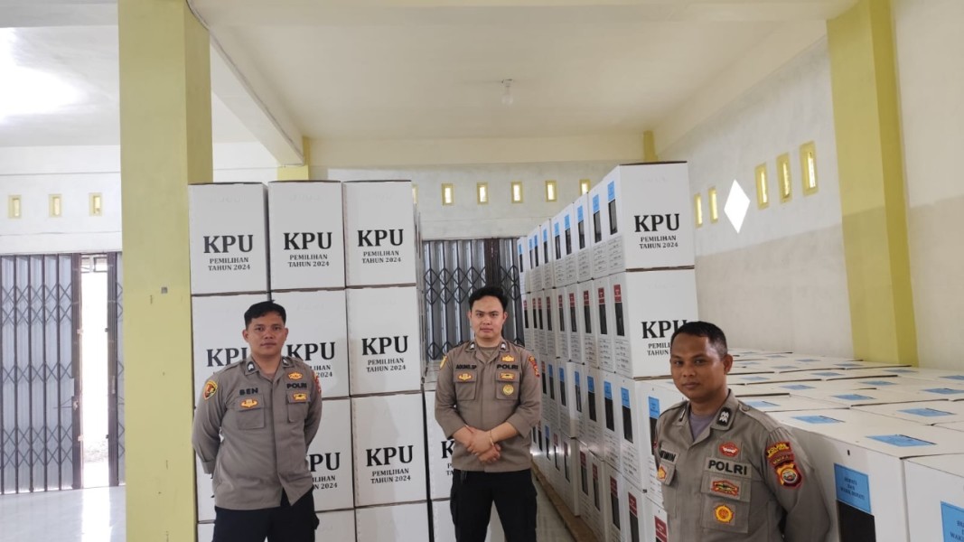 Polres Bengkulu Selatan Perketat Pengamanan Gudang Logistik KPU untuk Pilkada 2024