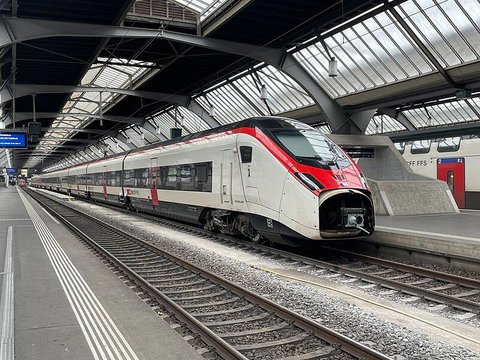 Kereta Api Buka Jalur Jelajah Eropa