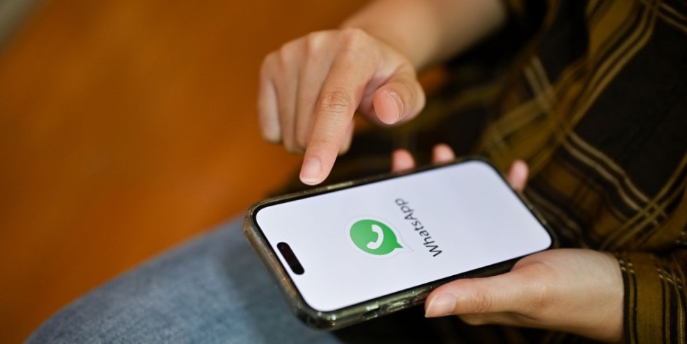 Cara Memperbarui WhatsApp ke Versi Terbaru di Android dan iOS