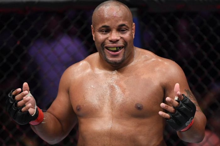 Daniel Cormier Cemas Petarung Amerika Serikat Tidak Lagi Berdaya Di UFC