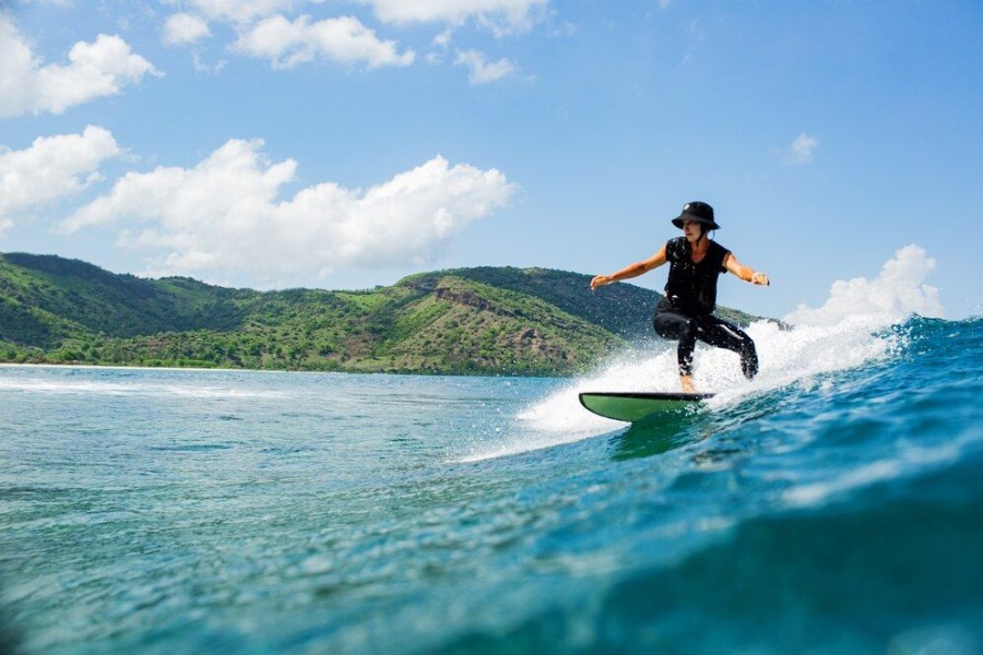 Surfing Seru: Kenali Teknik Dasar Peselancar