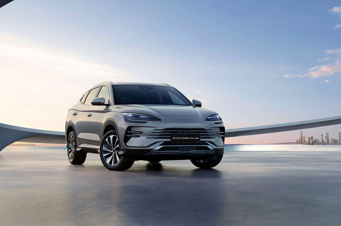 BYD Gandeng Mobil Hadirkan Inovasi Oli Mesin Baru Untuk Otomotif PHEV