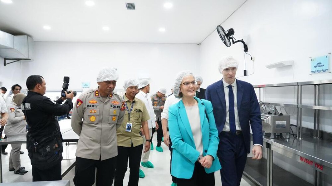 Kunjungan Delegasi Prancis Soroti Peran Polri Dalam Program Makan Bergizi Gratis Anak