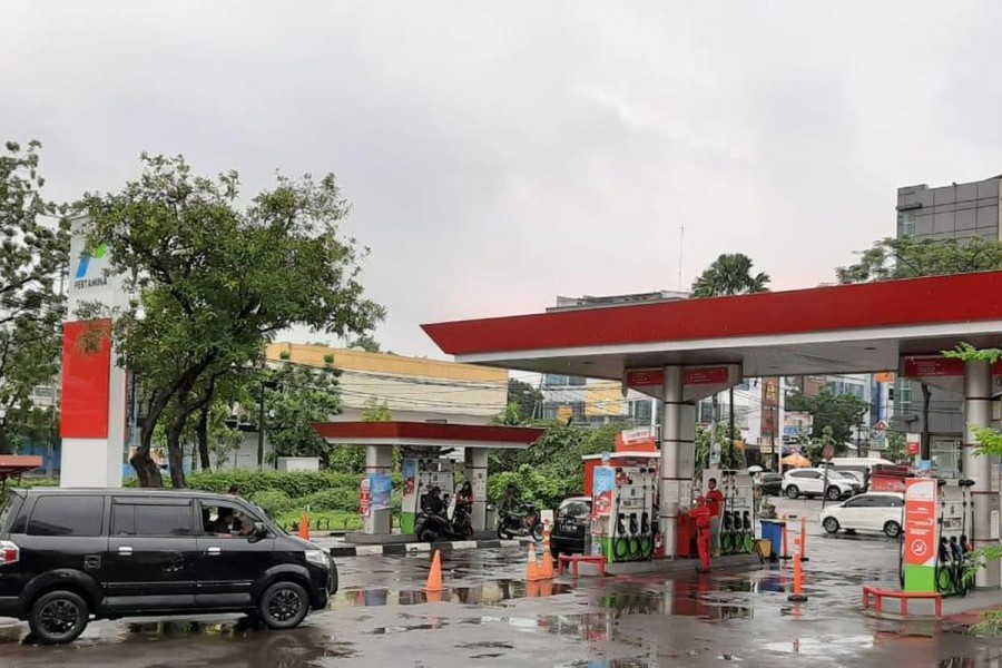 Harga BBM di Seluruh SPBU Indonesia Turun Per Juni 2025: Penyesuaian Tercatat pada Berbagai Jenis Produk