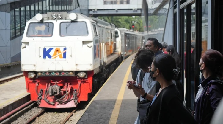 KAI Gelar Flash Sale Tiket Kereta Api Lebaran 2026 Harga Mulai Rp300 Ribu