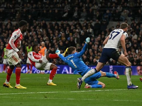 Mengenang 14 Tahun Silam Saat Arsenal Menghancurkan Tottenham Hotspur dengan Skor 5-2