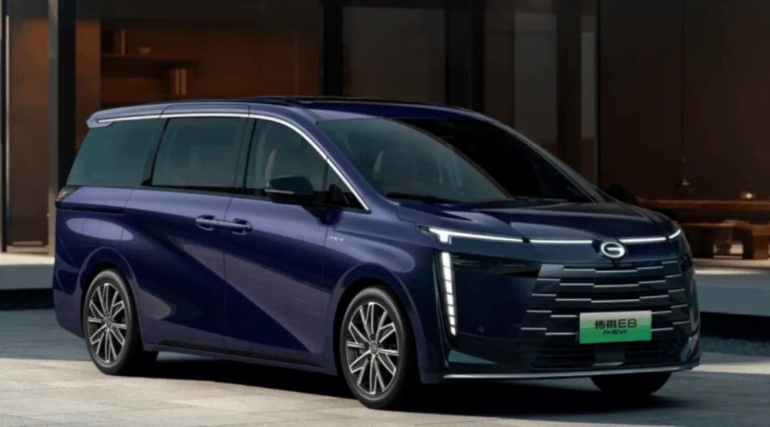 GAC Indonesia Perkenalkan MPV Hybrid E8 Guna Redefinisi Standar Kenyamanan Keluarga