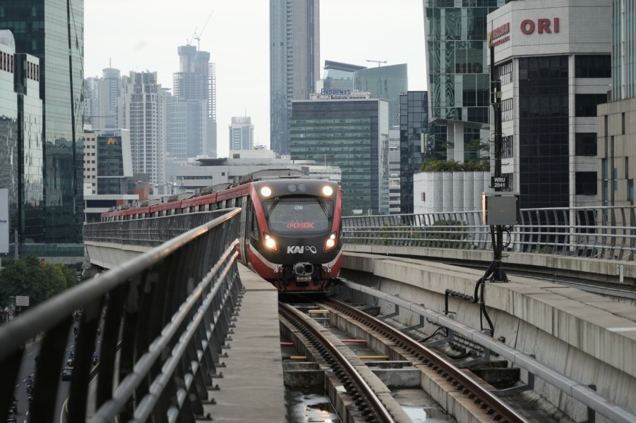 Makin Andal untuk Mobilitas Harian, Ketepatan Waktu LRT Jabodebek Tembus 99 Persen